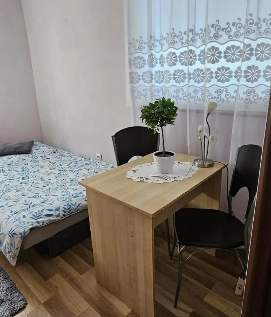 Pokoje Na Gdanskim Wzgorzu 0*, Γκντανσκ